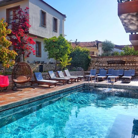 Sezgin Boutique Hotel Kuşadası Ngoại thất bức ảnh