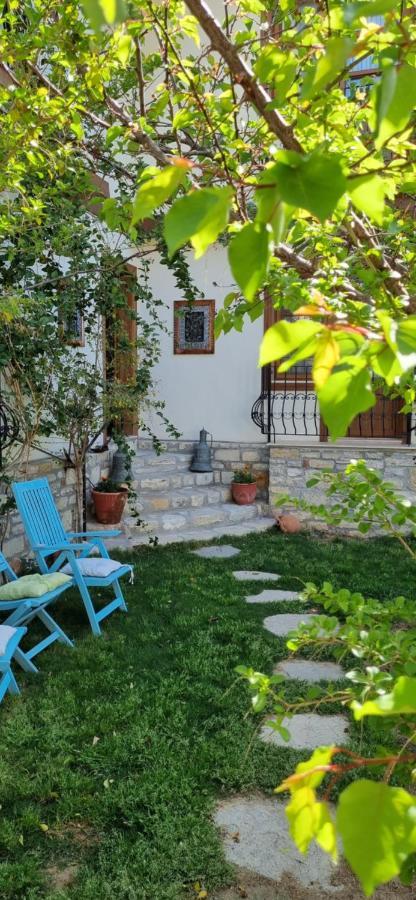 Sezgin Boutique Hotel Kuşadası Ngoại thất bức ảnh