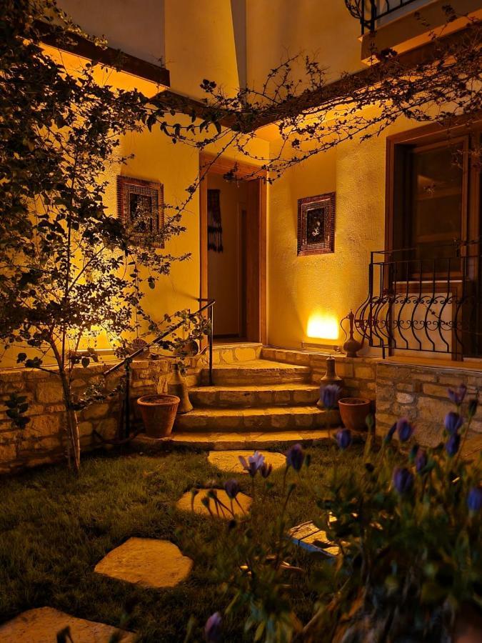 Sezgin Boutique Hotel Kuşadası Ngoại thất bức ảnh